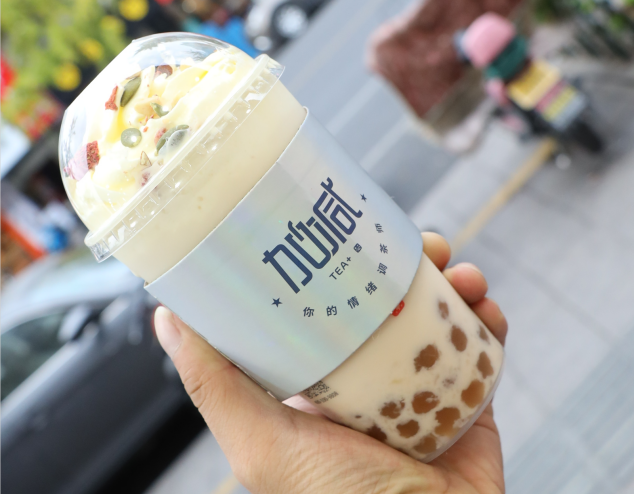 必一运动茶饮：选择奶茶加盟品牌可以考虑从三个方面入手